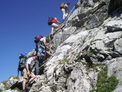 009-Leiterkletterei im Zimbajochsteig